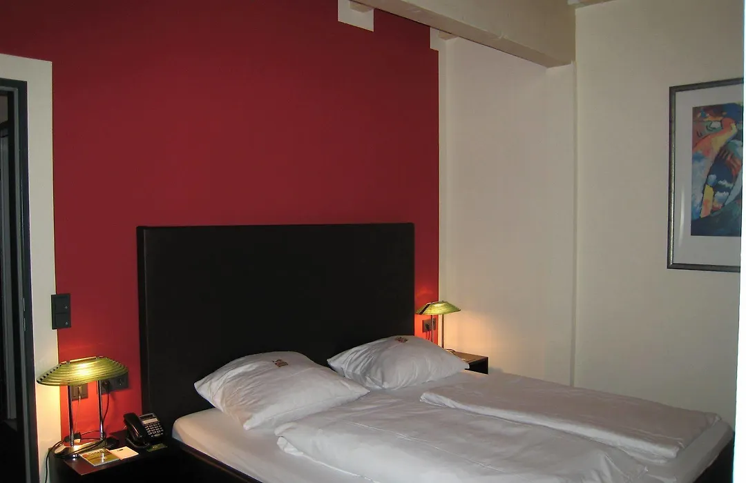 Hotel Am Ruhrufer Business & Golf-1